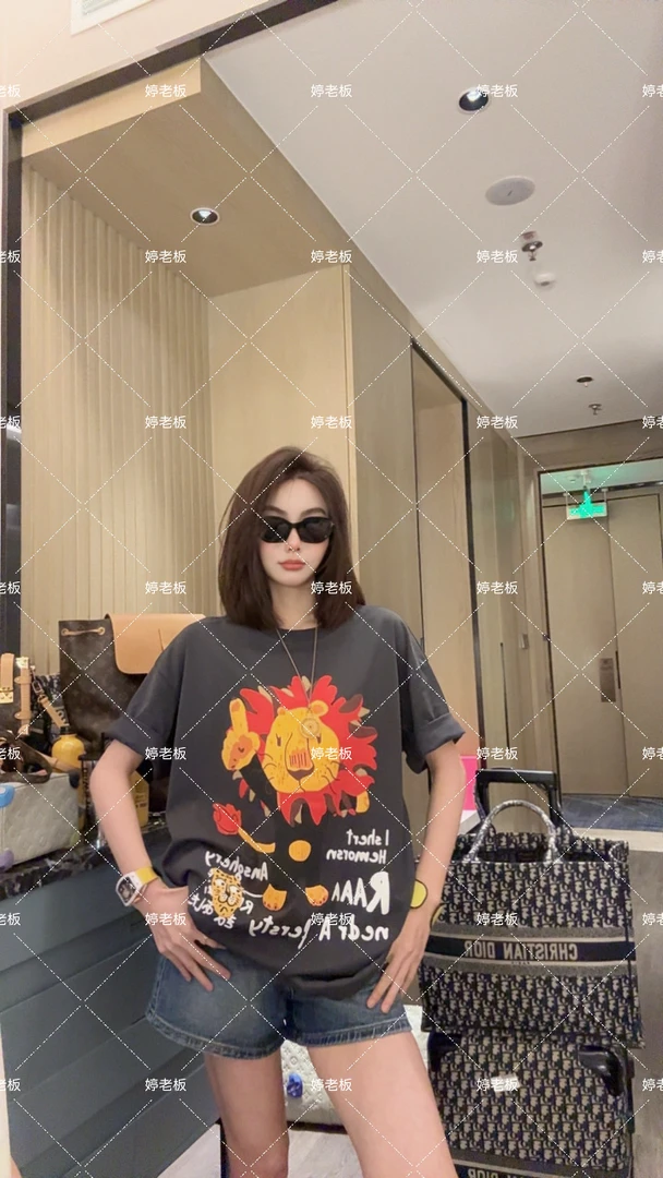 『婷老板』新款、狮子字母百搭短袖T恤777-25