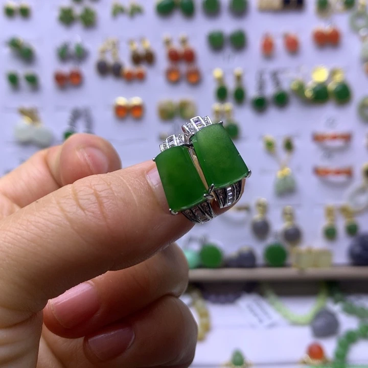 和田玉银S925镶嵌耳饰