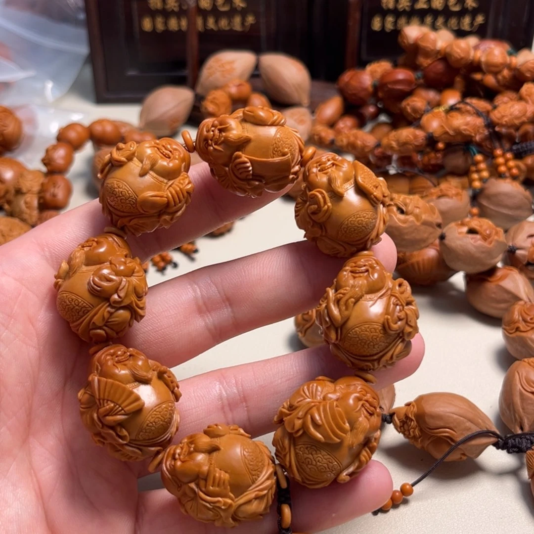 橄榄核吊坠逐**年整身财神