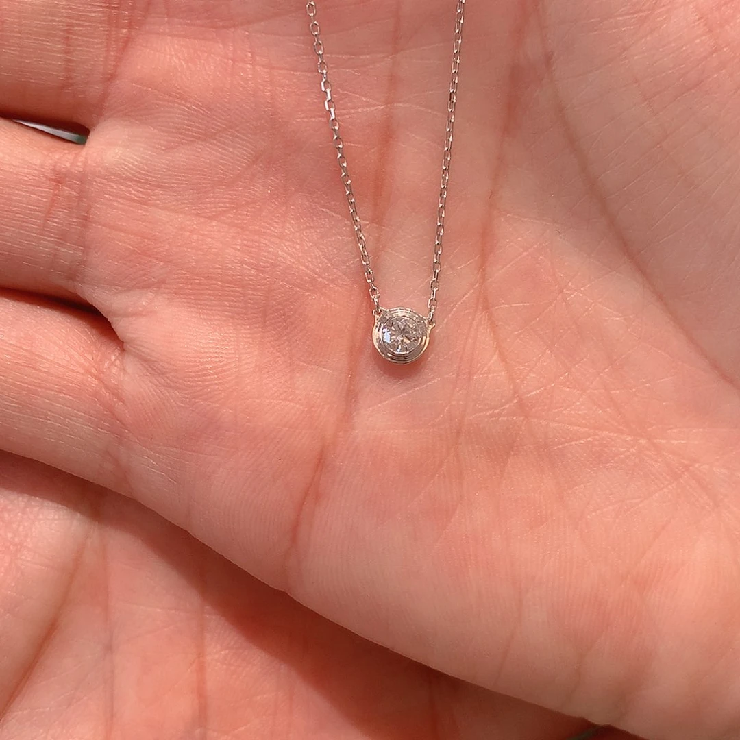 实验室培育钻石颈饰18K金镶嵌⑴****乐