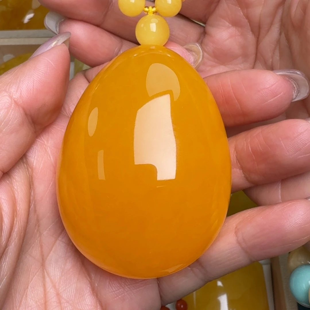 蜜蜡未镶嵌毛衣链无优化无烤色无补胶无覆膜无辐照无煮蜜