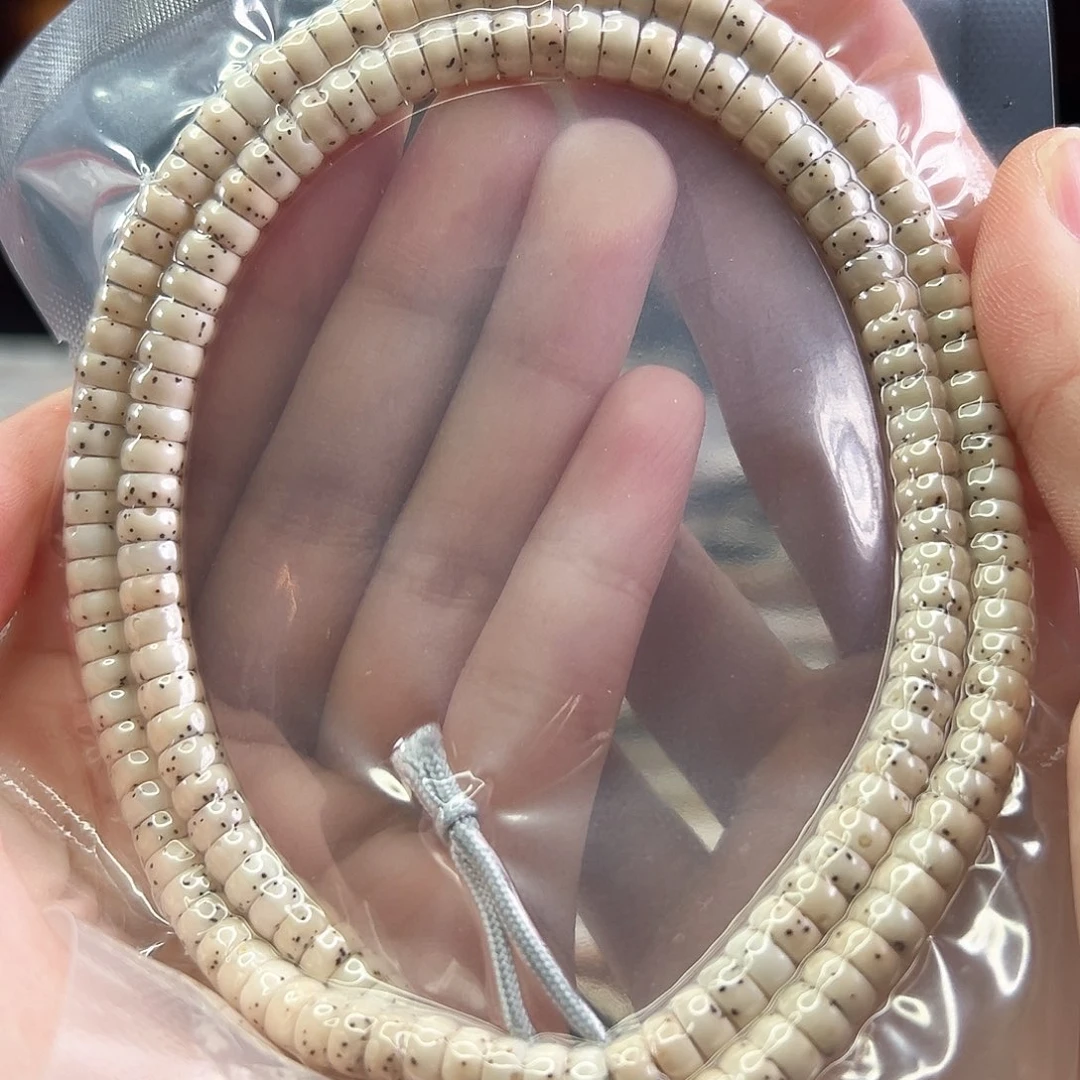 手串星月菩提Fqh6*3同枝果骨瓷白 数星星 药片