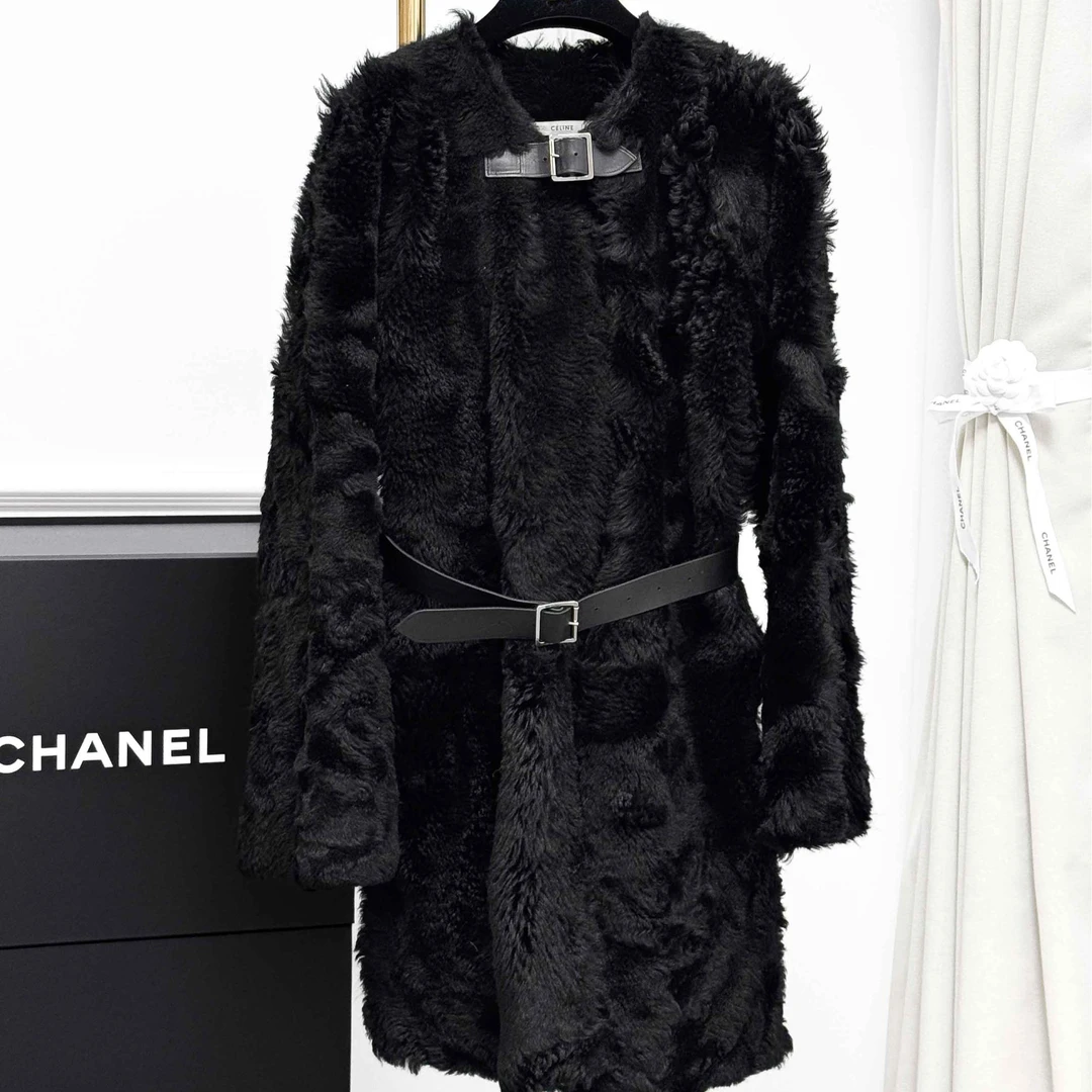 99新 Celine/思琳 36码 黑色 长袖 毛毛外套