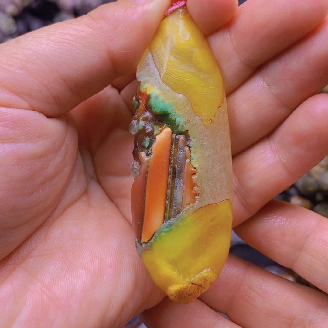 合金颈饰玛瑙/玉髓