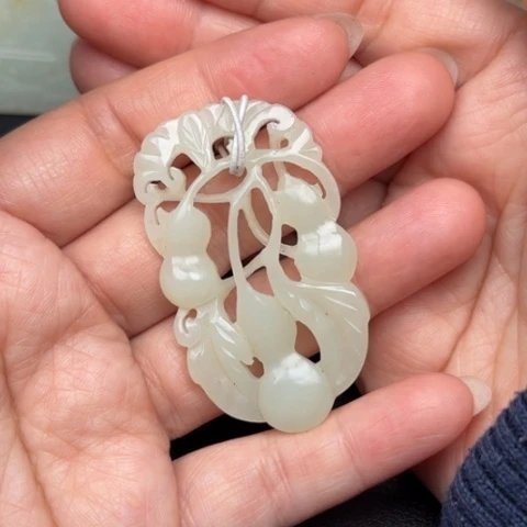 和田玉挂件未镶嵌老*肉