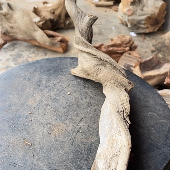 襄***）柏木崖柏崖柏香料