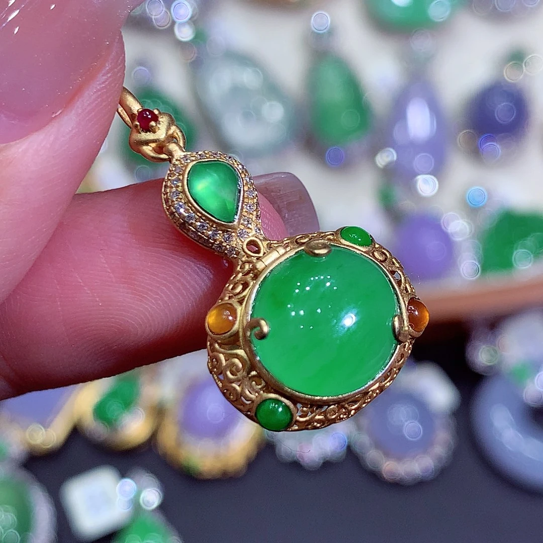 翡翠18K金镶嵌吊坠(不含链)