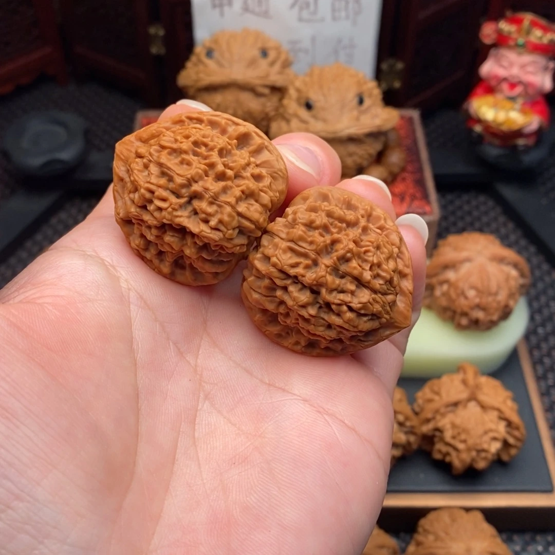 文玩核桃把件野生小官帽手捻36.5尺