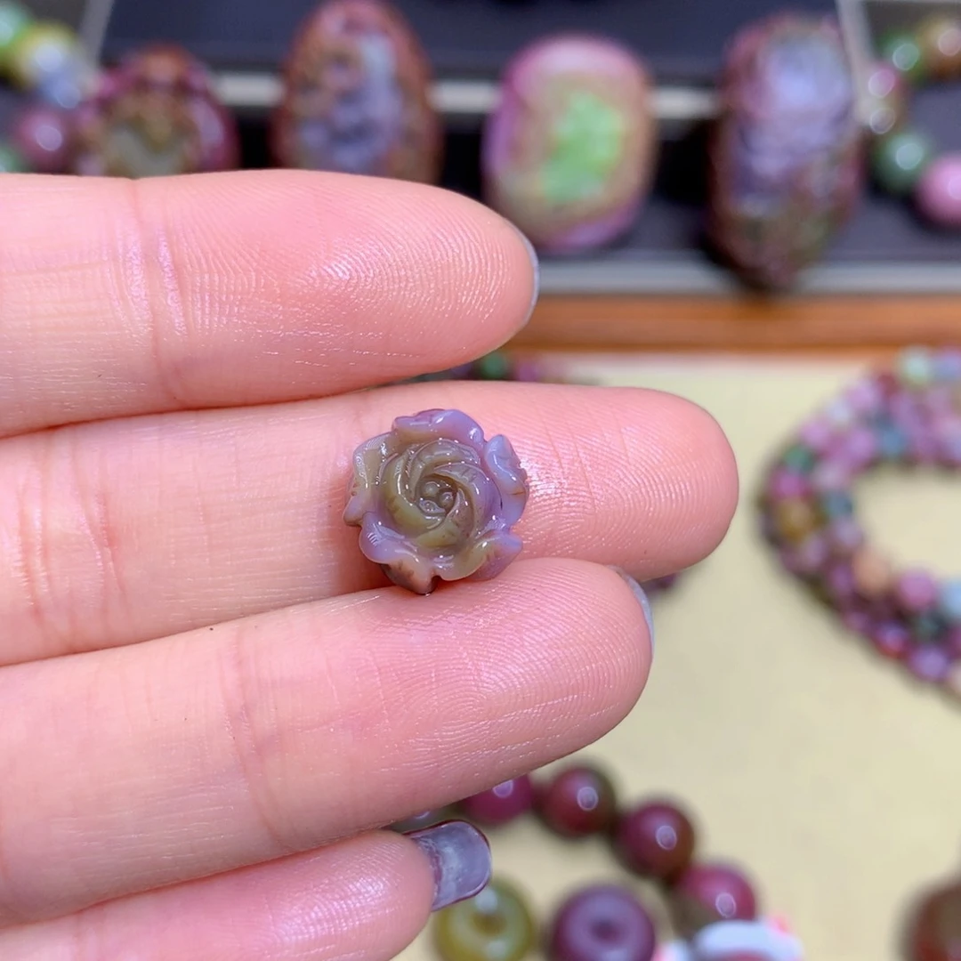 玛瑙挂件未镶嵌盐源