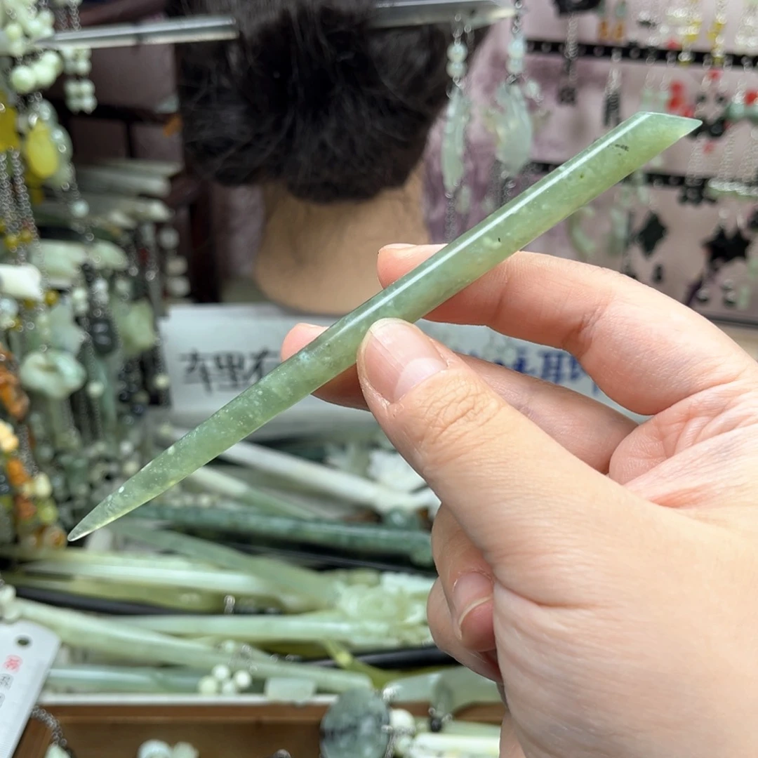 岫玉未镶嵌发饰长度15厘米左右