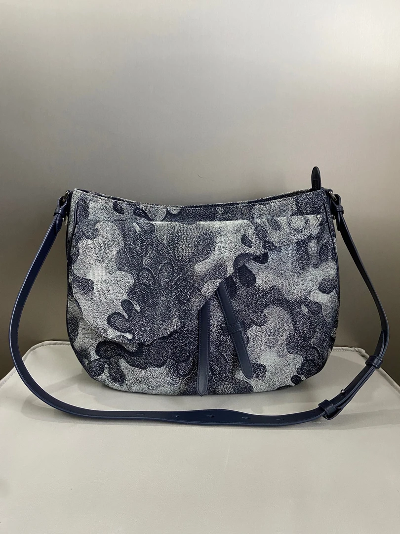 99新 DIOR/迪奥 PETER DOIG联名牛仔迷彩限量版斜挎包hws095