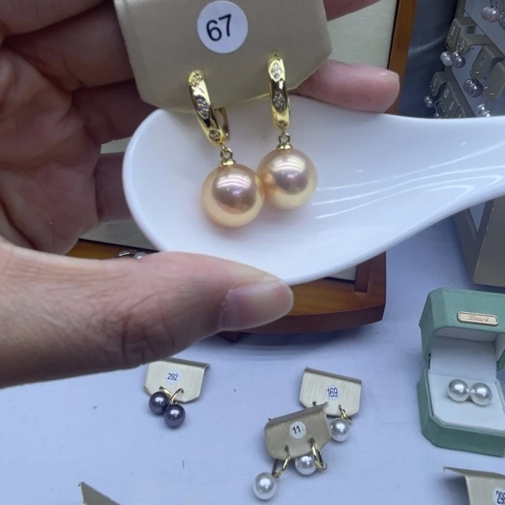 淡水珍珠耳饰未镶嵌
