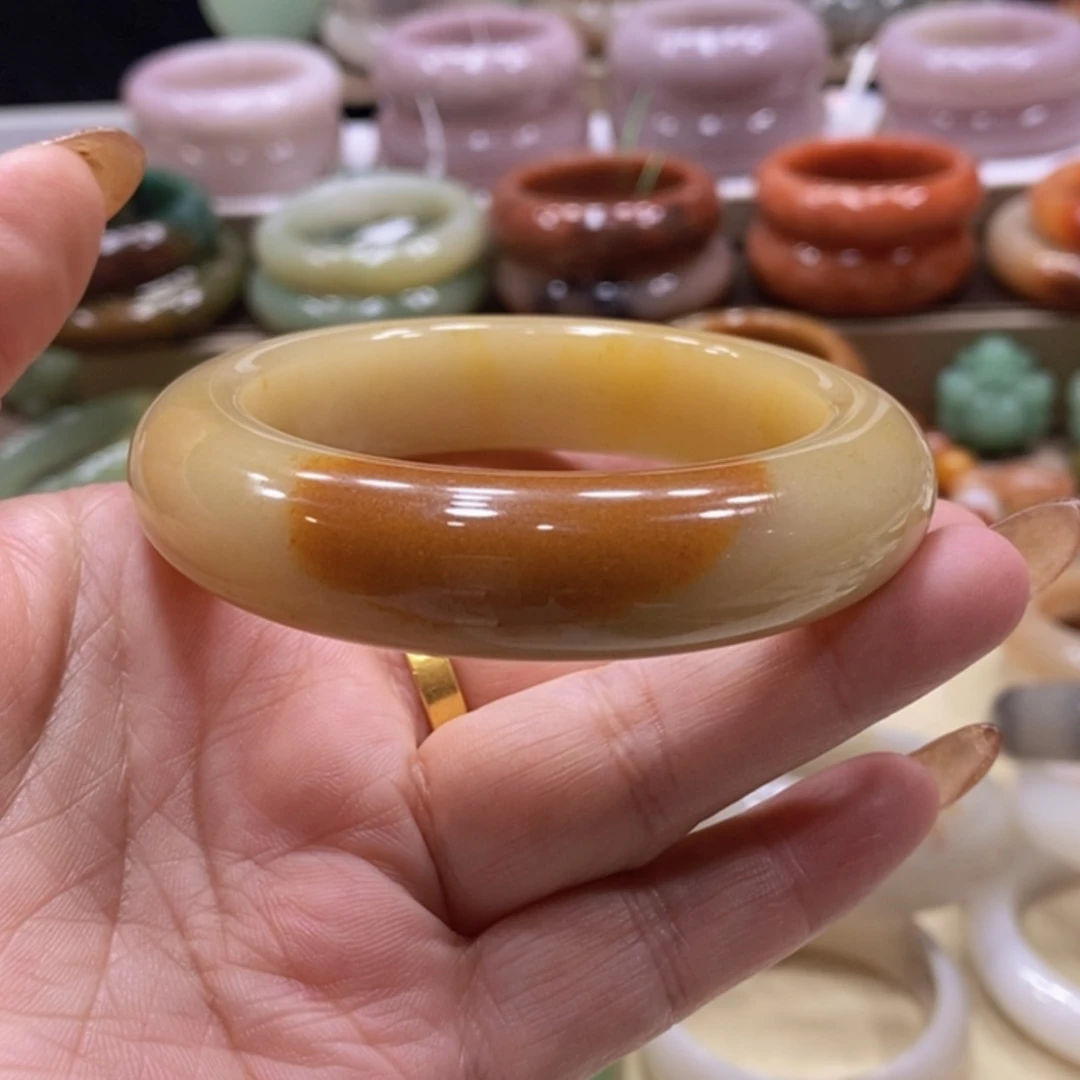 【闪购商品】未镶嵌手镯石英质玉抖***户