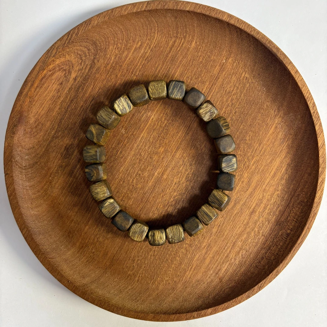 沉香沉香海南0.8乌身圆叶方珠沉香手串多样性发一