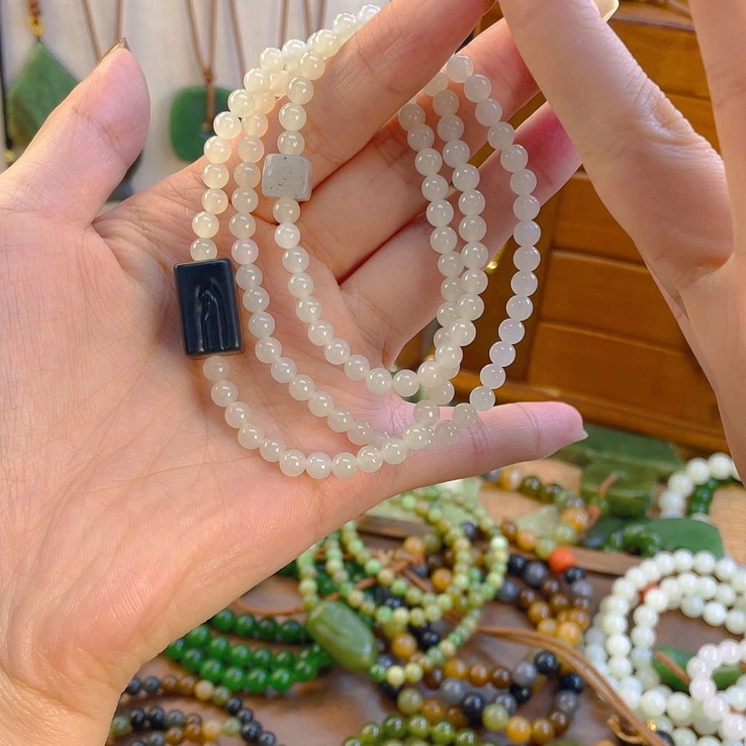 和田玉未镶嵌手链