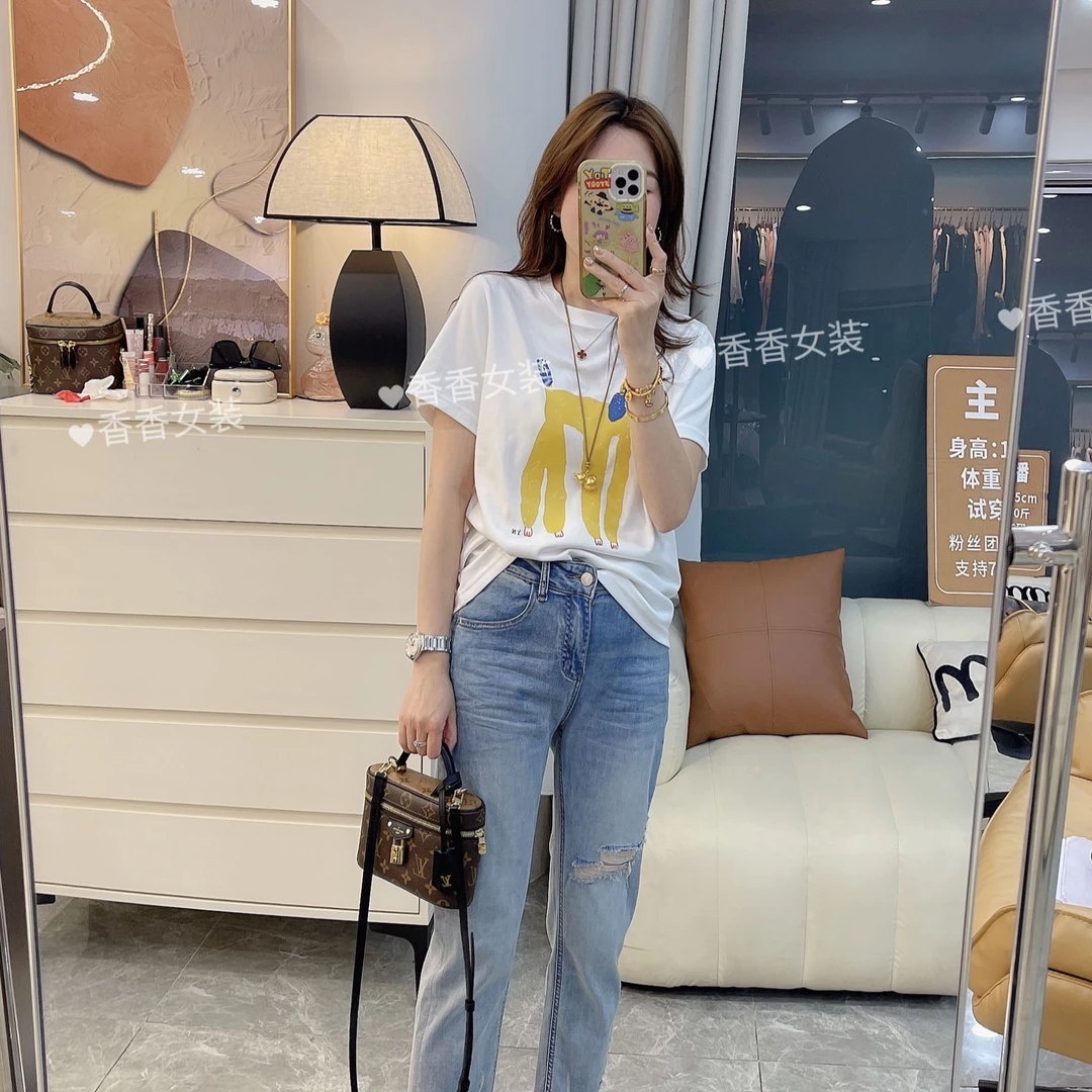 夏季薄款短袖t恤小个子新款减龄卡通长腿狗狗印花简约休闲上衣