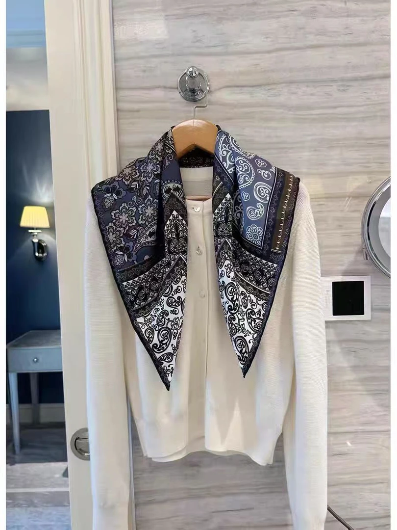 【65斜纹】百搭斜纹桑蚕丝时尚双面印花新款丝巾百搭休闲大方