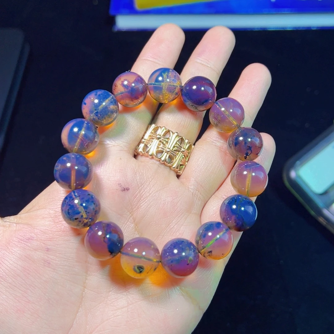 琥珀裸石未镶嵌春****猫琥珀