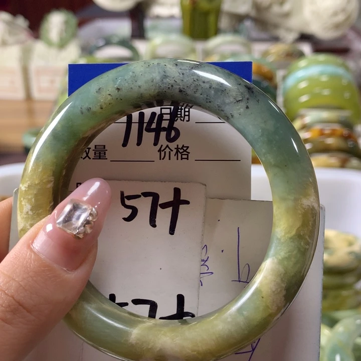蛇纹石玉手镯未镶嵌1146