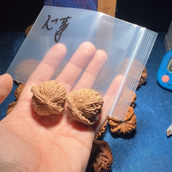 心***️文玩核桃吊坠文玩核桃