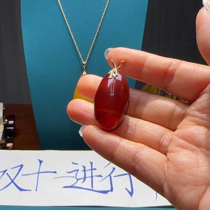 琥珀未镶嵌颈饰波兰设计款琥珀蜜蜡