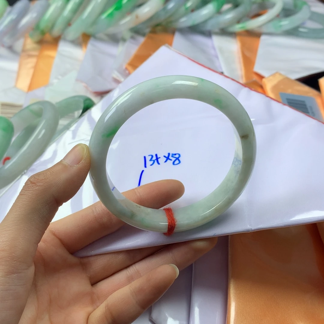 未镶嵌手镯翡翠福利