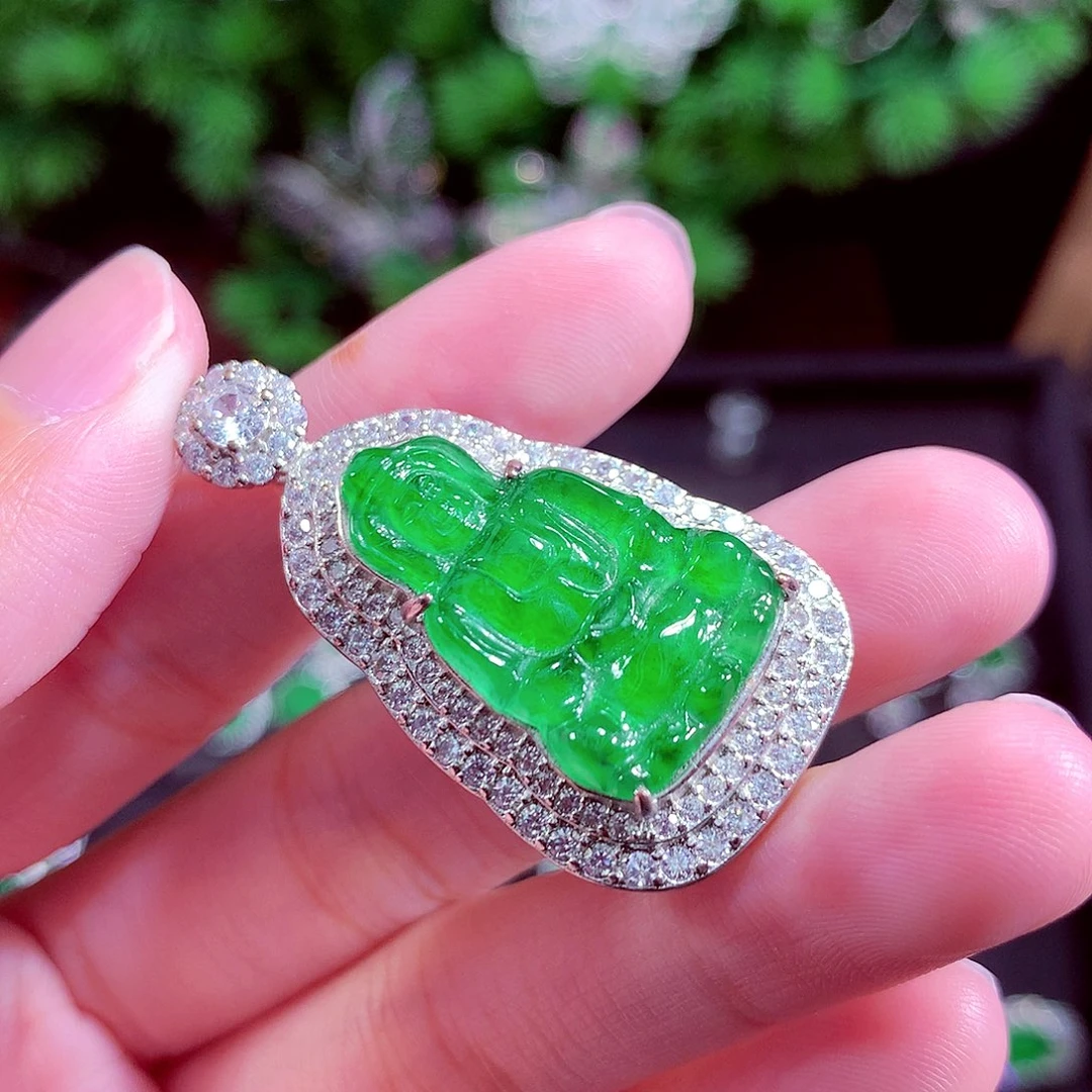 颈饰未镶嵌翡翠天然