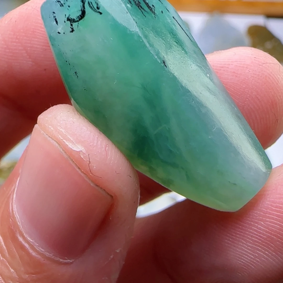 未镶嵌定制翡翠不包工