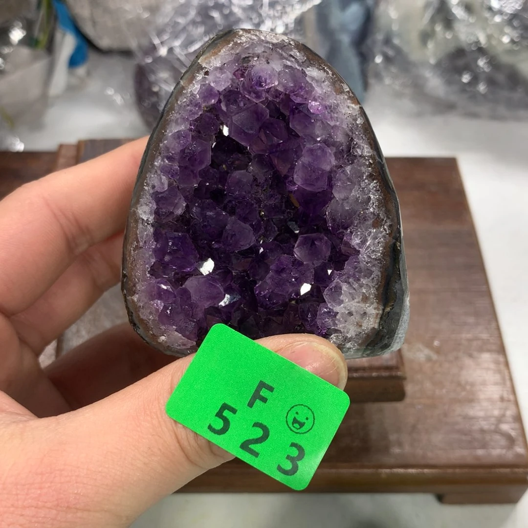 紫晶大型摆件（非配饰）未镶嵌