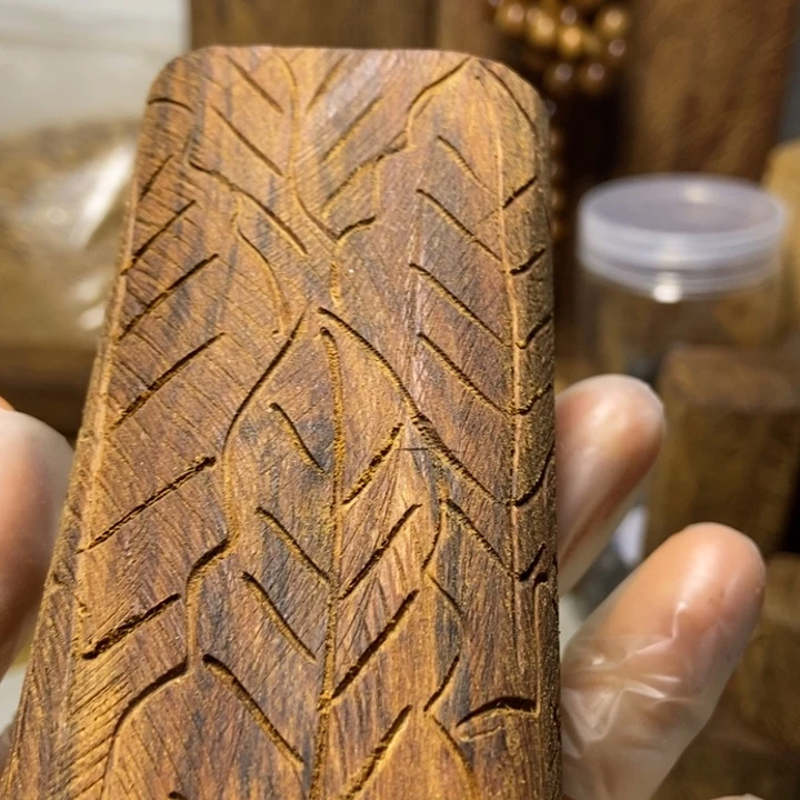 见***山木老山檀木料木料