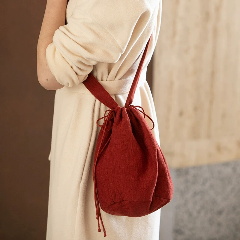 牧衣游原创 进口亚麻单肩斜挎包红色百搭 一诺【不支持会员折】