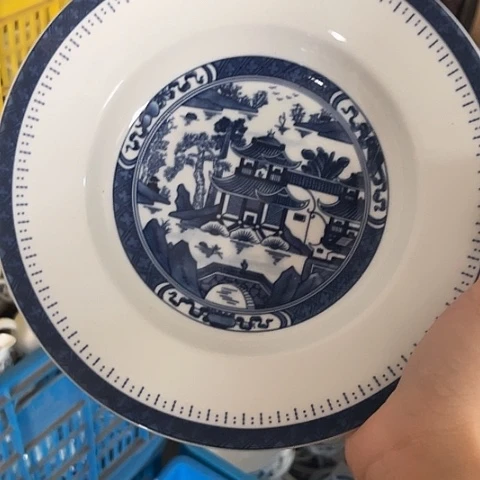 陶瓷8寸深盘一个陶瓷