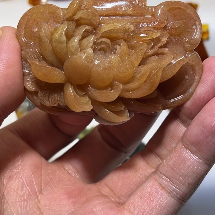 岫玉未镶嵌吊坠(赠链)