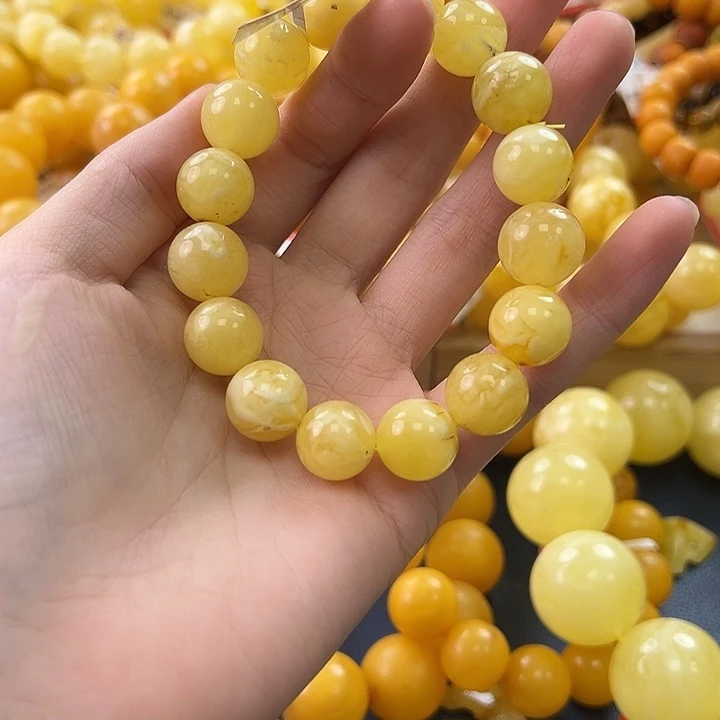 未镶嵌琥珀珠宝奇石