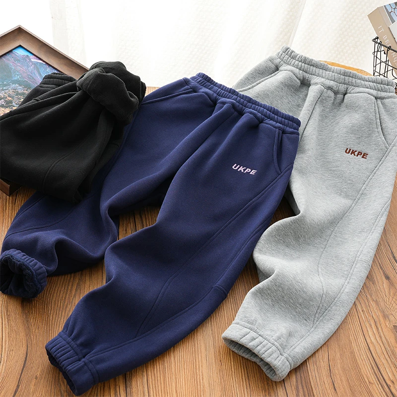 童装秋冬及简约拼接加绒卫裤中大童百搭长裤运动裤儿童裤子24D51