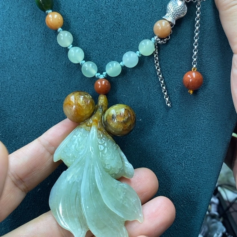 【闪购商品】蛇纹石玉未镶嵌吊坠