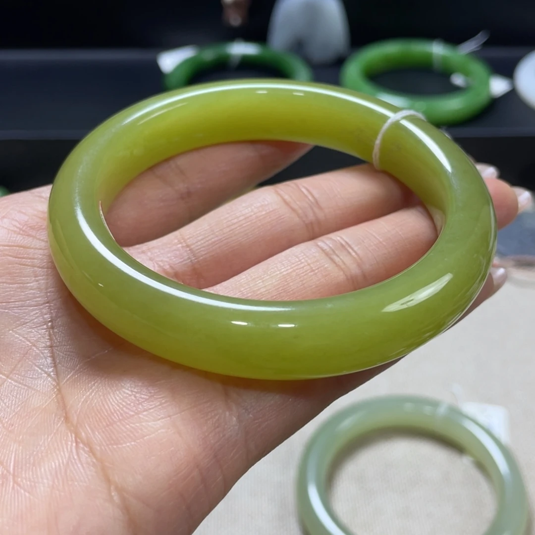 和田玉（黄玉）未镶嵌手镯新疆若羌青黄口