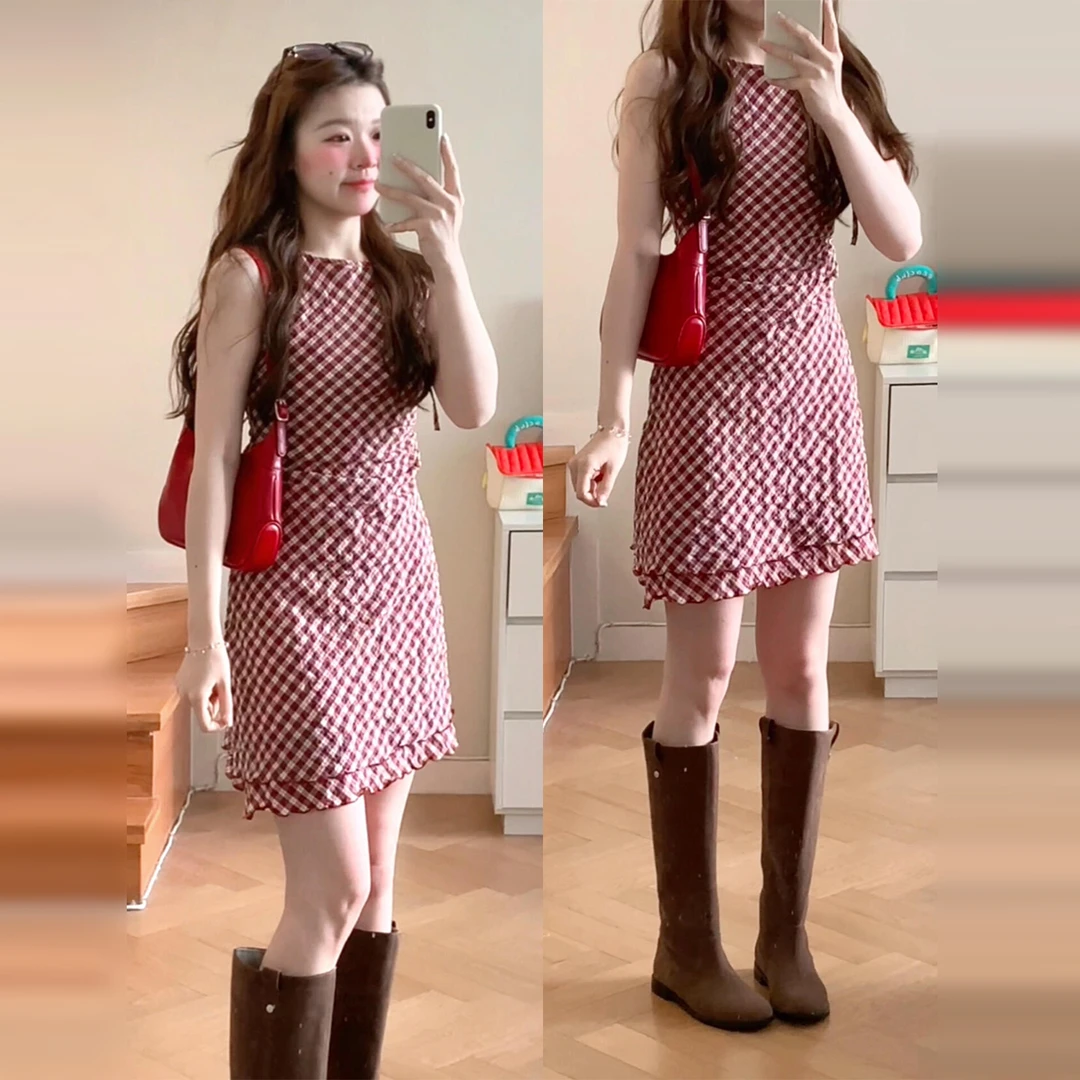 法式红色格纹吊带背心连衣裙子女2025夏季新款小个子收腰包臀短裙