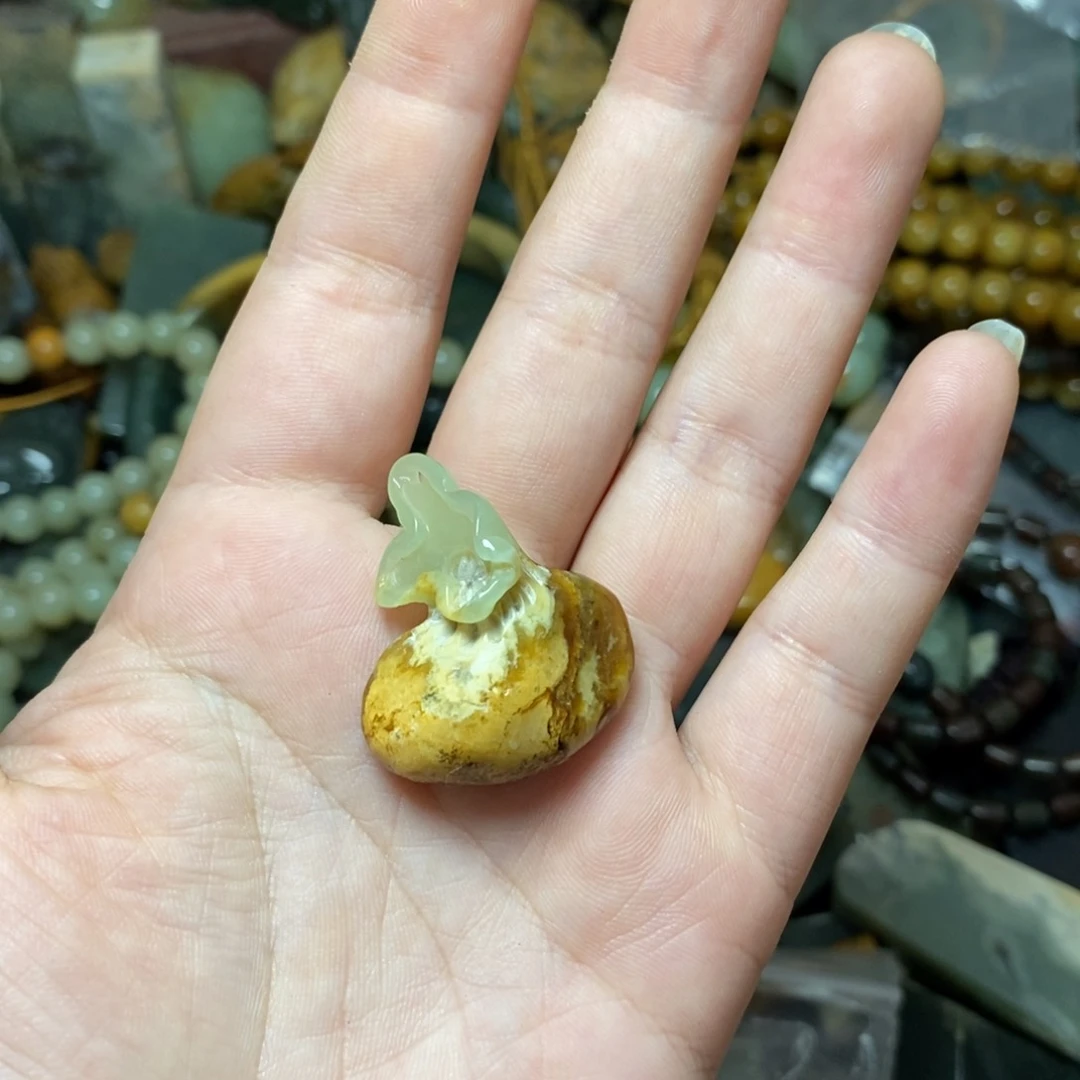 岫岩河磨玉（透闪石质玉）未镶嵌颈饰丨***丨