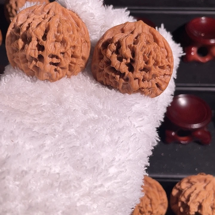 文玩核桃吊坠41官帽