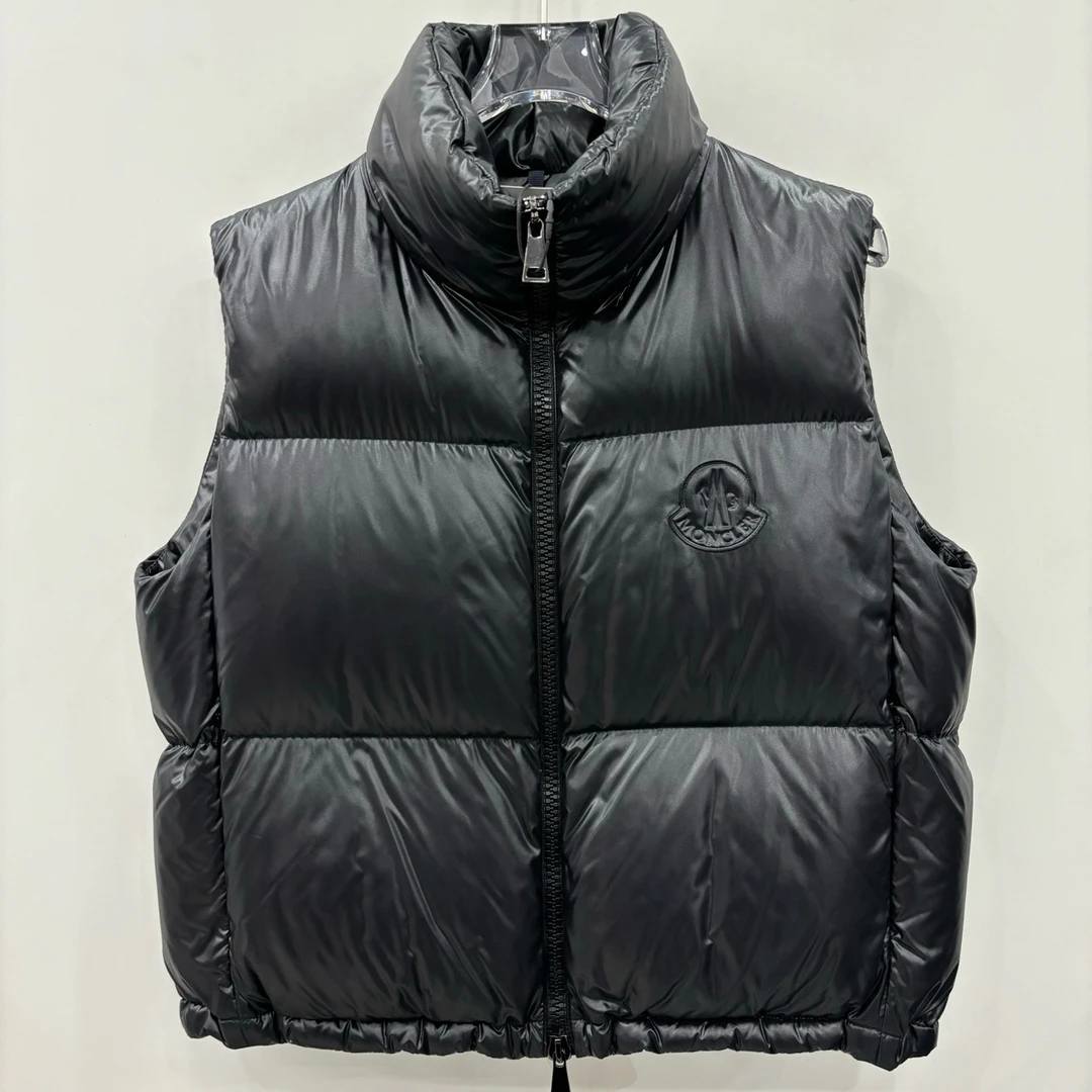 99新 MONCLER 纯色拉链徽标logo立领无袖马甲/尺码2/编号7028