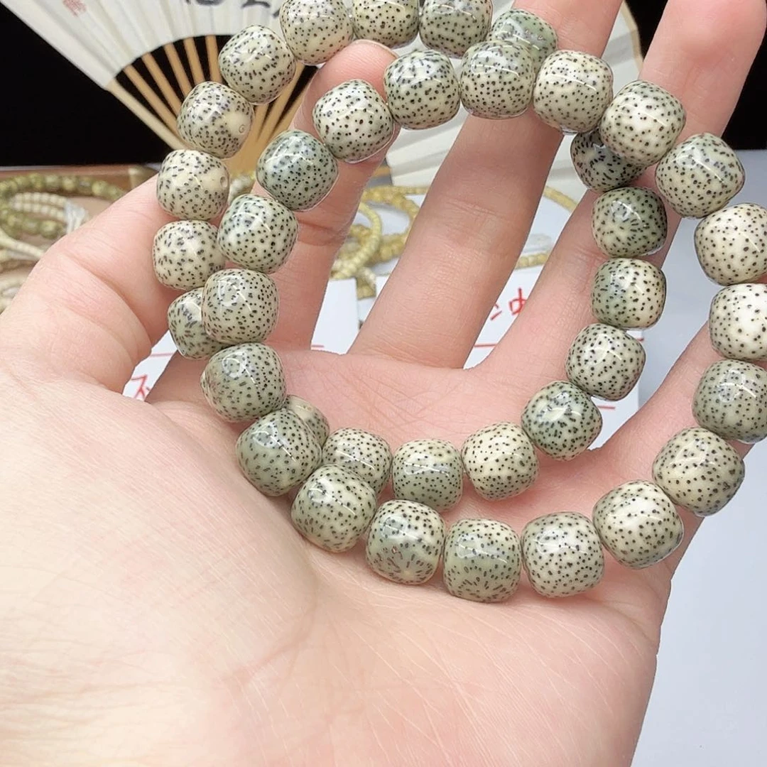 星月菩提手串11➕，石玉料27号