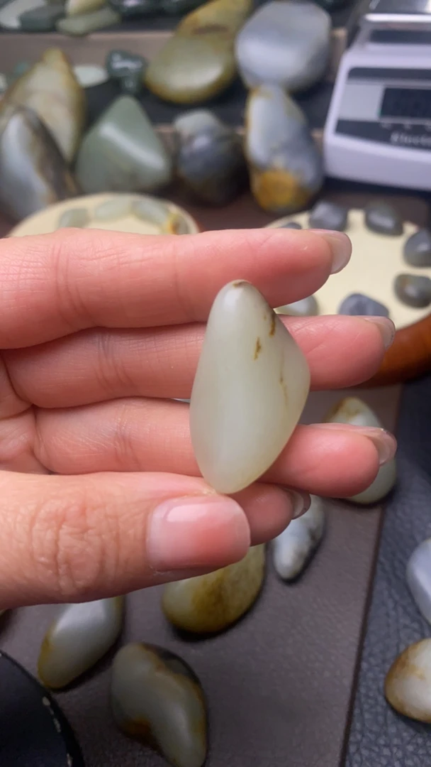 新疆和田玉吊坠12