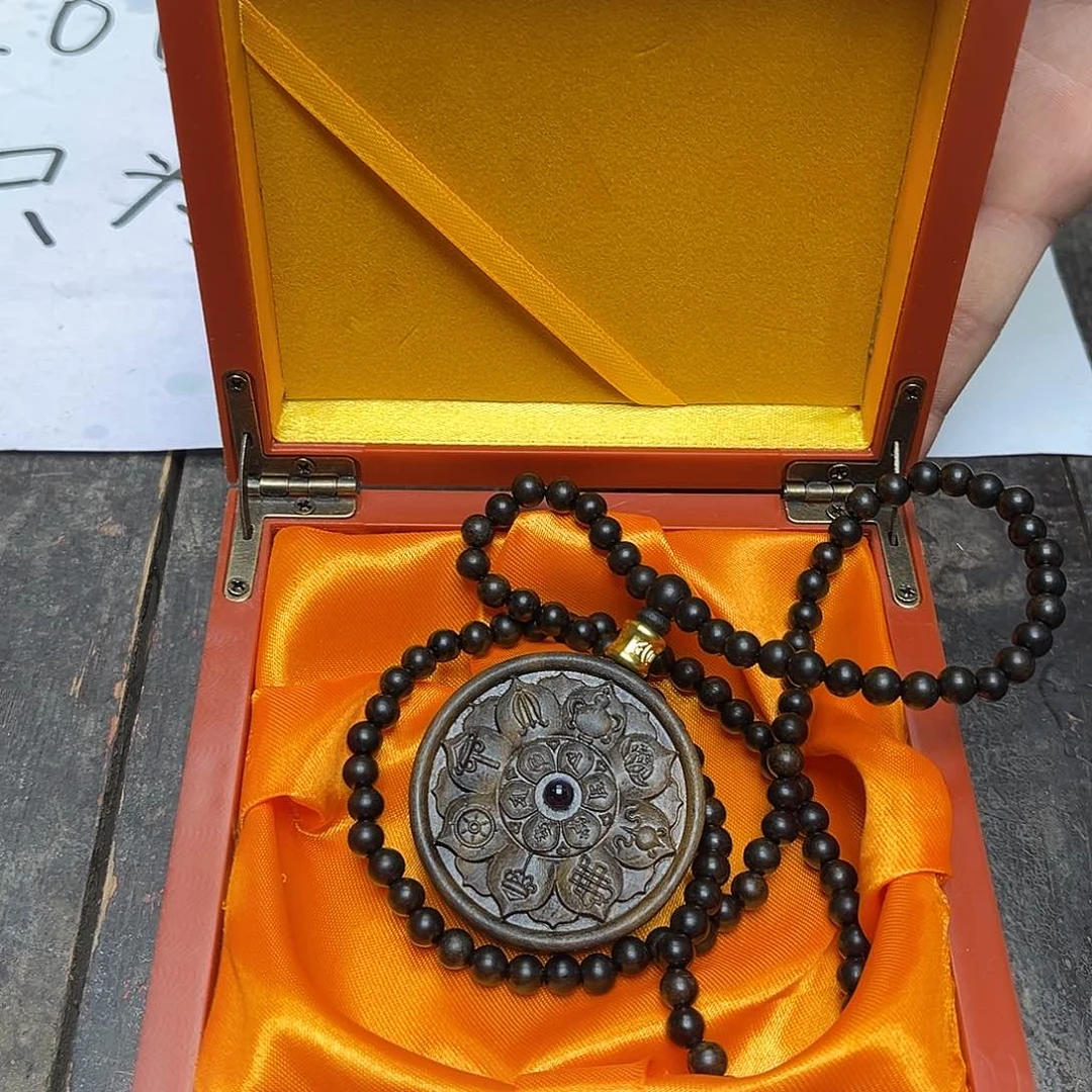 大叶紫檀(黑酸枝木类)