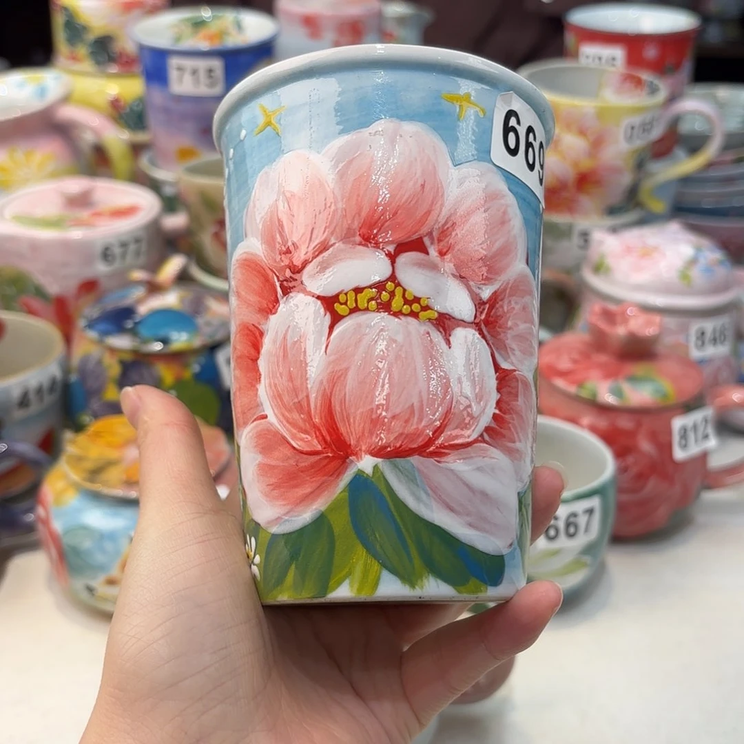 瓷片?****阳兔兔好可爱啊