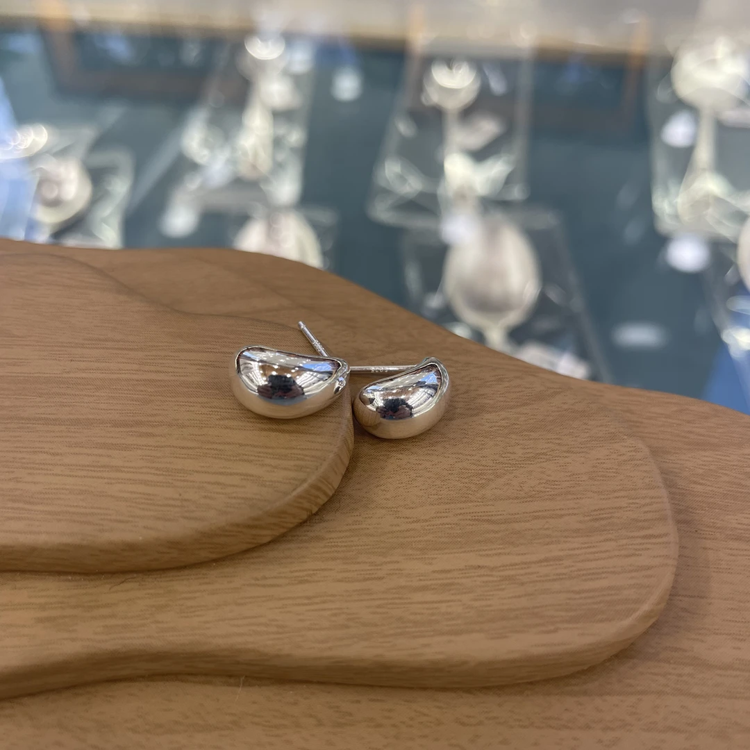 925银耳饰 耳钉 小土豆 气质百搭简约个性实心