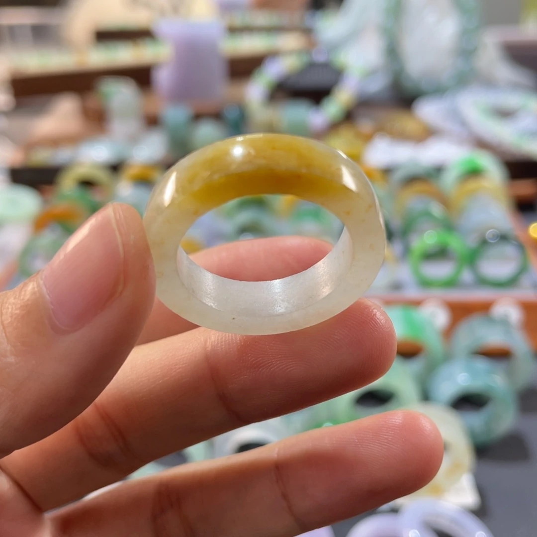 定制翡翠未镶嵌k***o翡翠