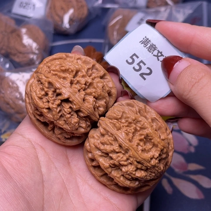 文玩核桃把件粗筋47.552