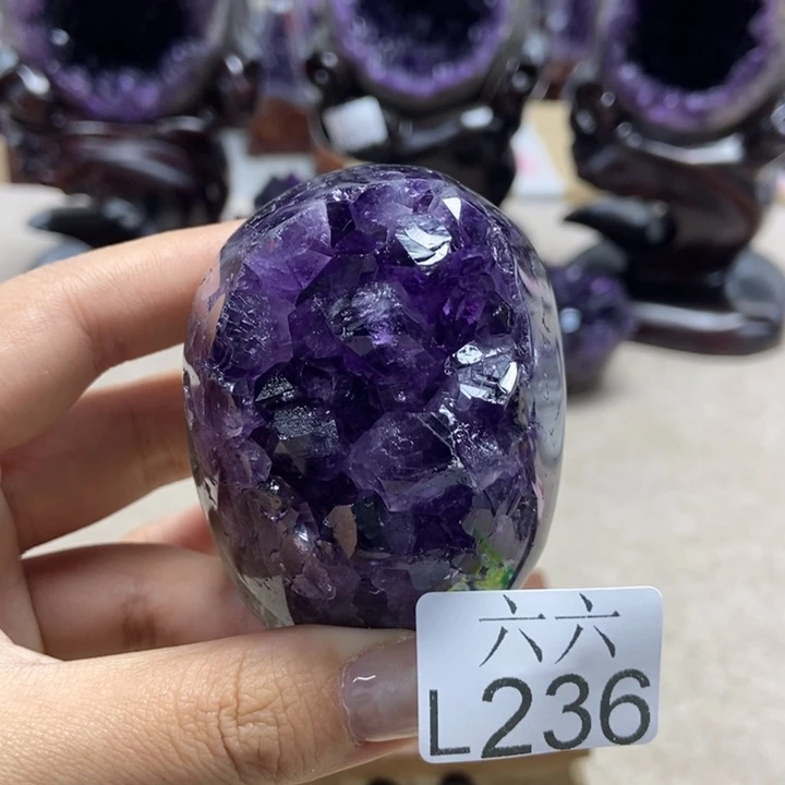 未镶嵌水晶大型摆件（非配饰）摆件