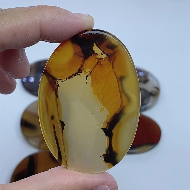 玛瑙/玉髓未镶嵌珠宝半成品